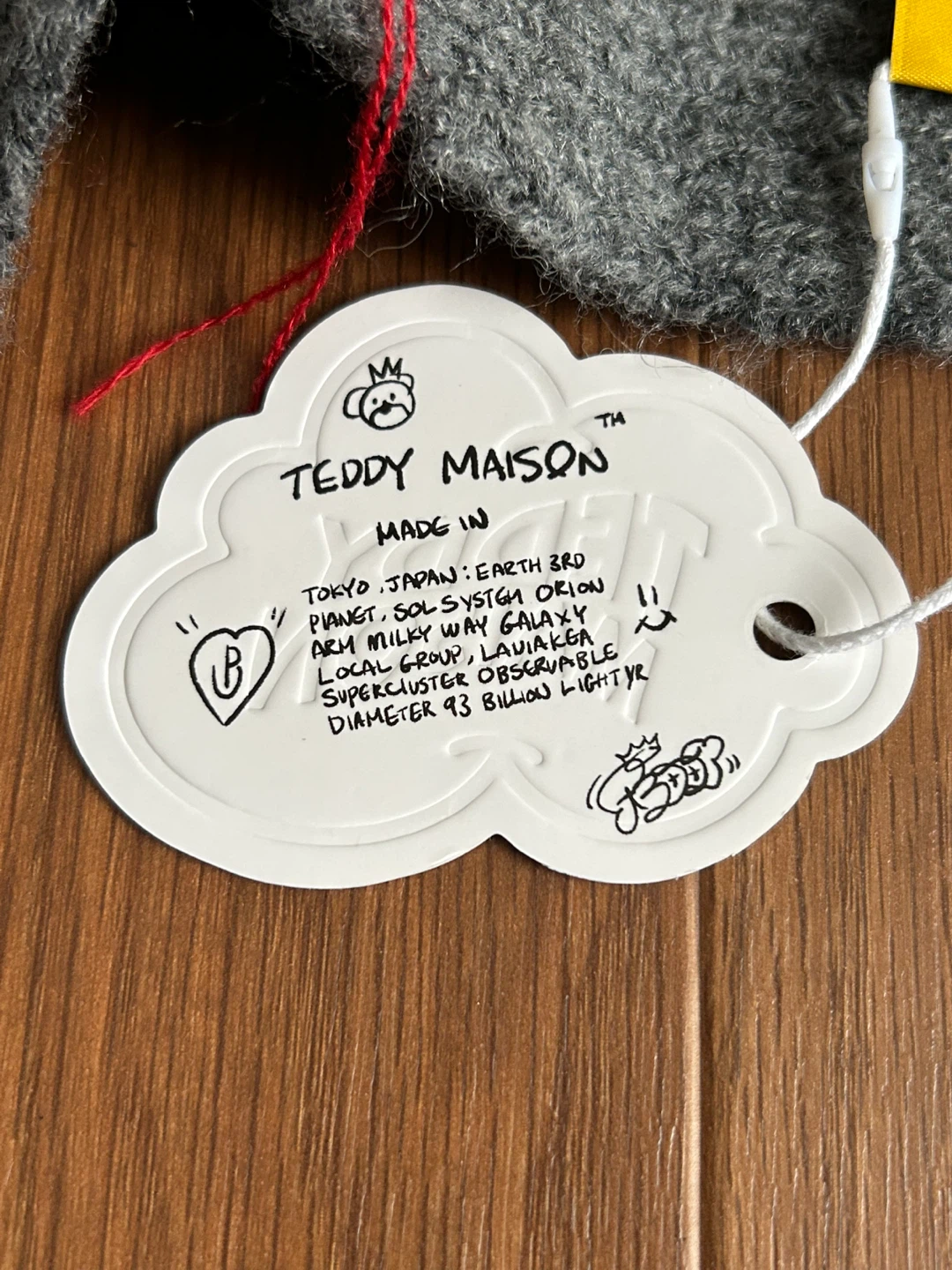 【タグ付き】TEDDY MAISON テディメゾン ニット フードマフラー グレー（バラクラバ / 赤ステッチ）の写真3枚目