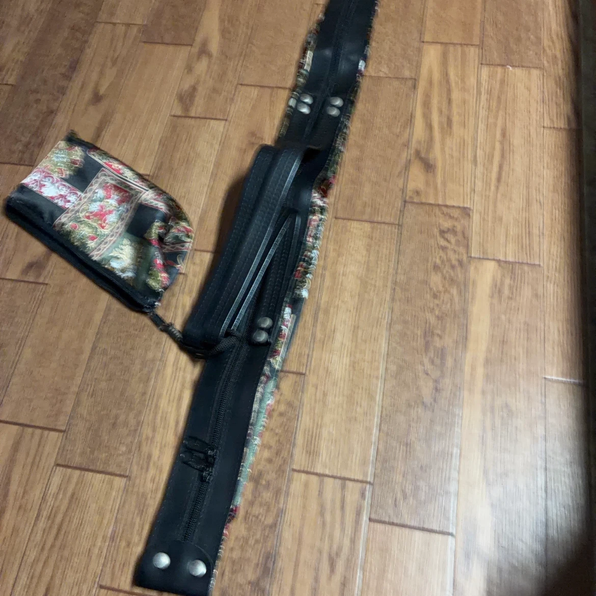 ポーチ付き バッグ　シュパット風　瞬間収納の写真2枚目