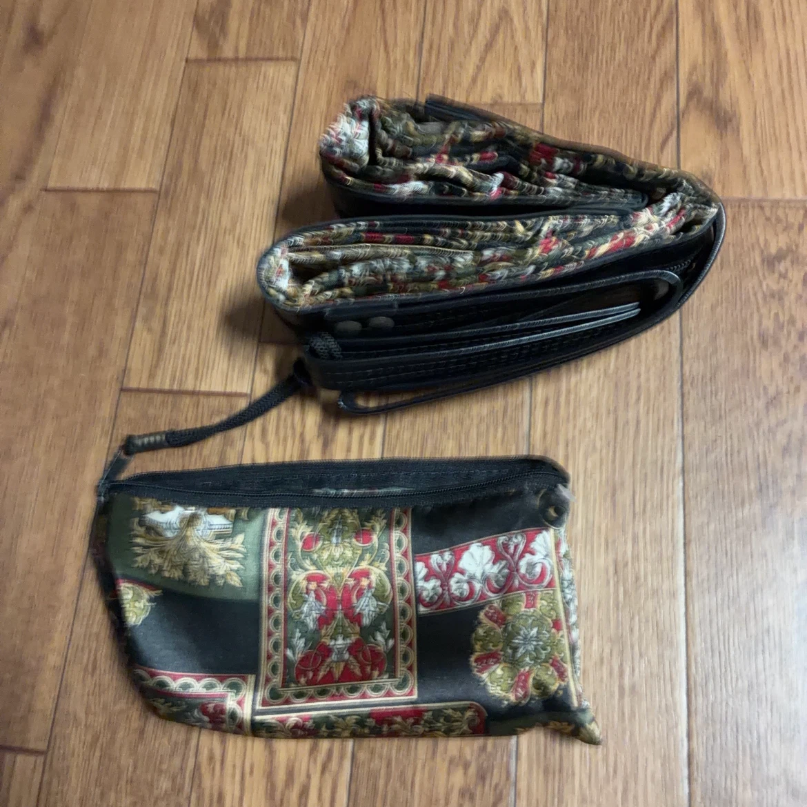 ポーチ付き バッグ　シュパット風　瞬間収納の写真3枚目