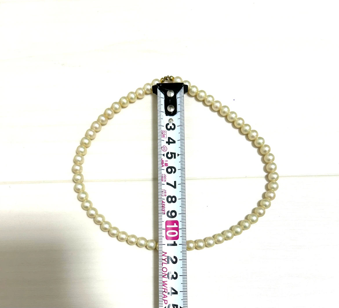 クラシック パールネックレス 全長約40cm クリーム系 冠婚葬祭・普段使いの写真2枚目