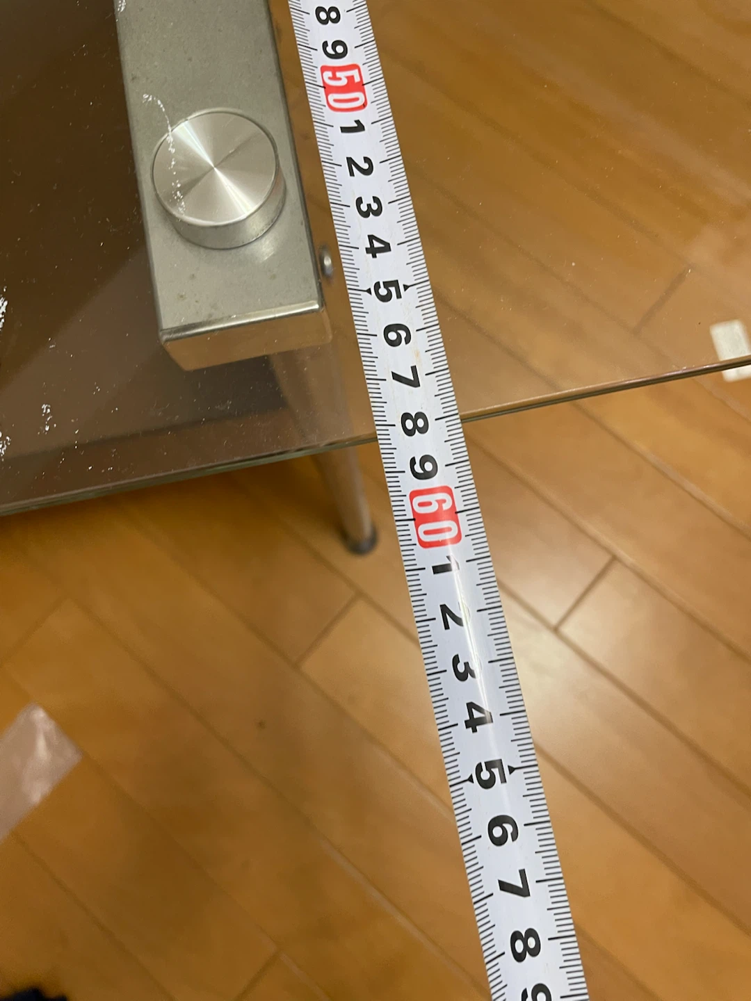 【譲ります】ガラステーブルの写真3枚目