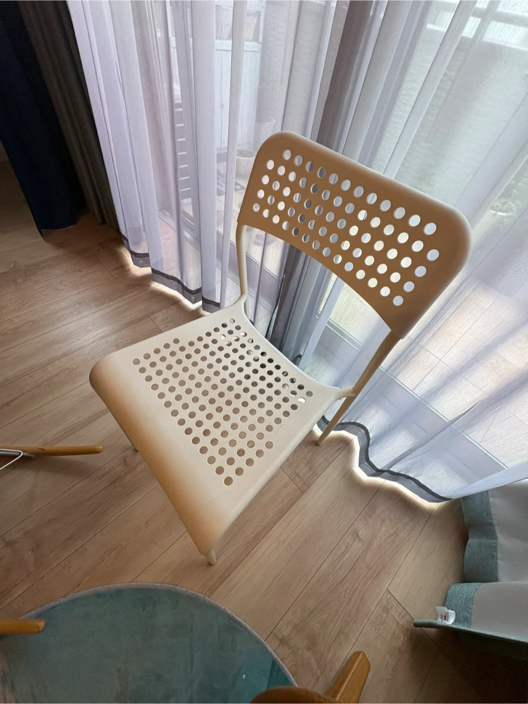 IKEA ダイニング、ガーデニングチェア 椅子 ホワイトの写真3枚目