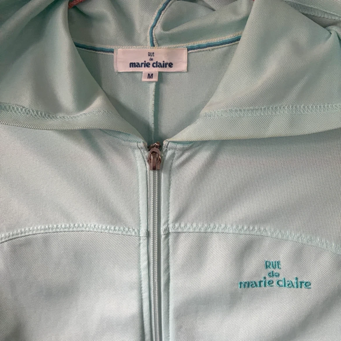 マリークレール ジップパーカー Mサイズ 水色の写真2枚目