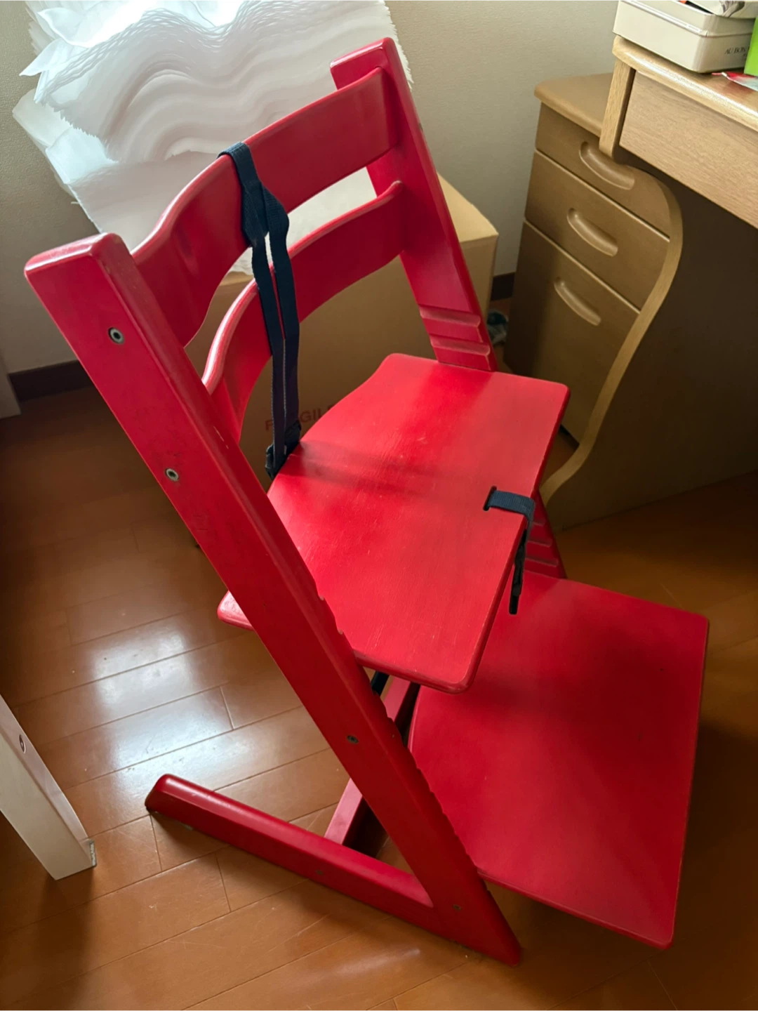 ストッケ トリップトラップ 赤