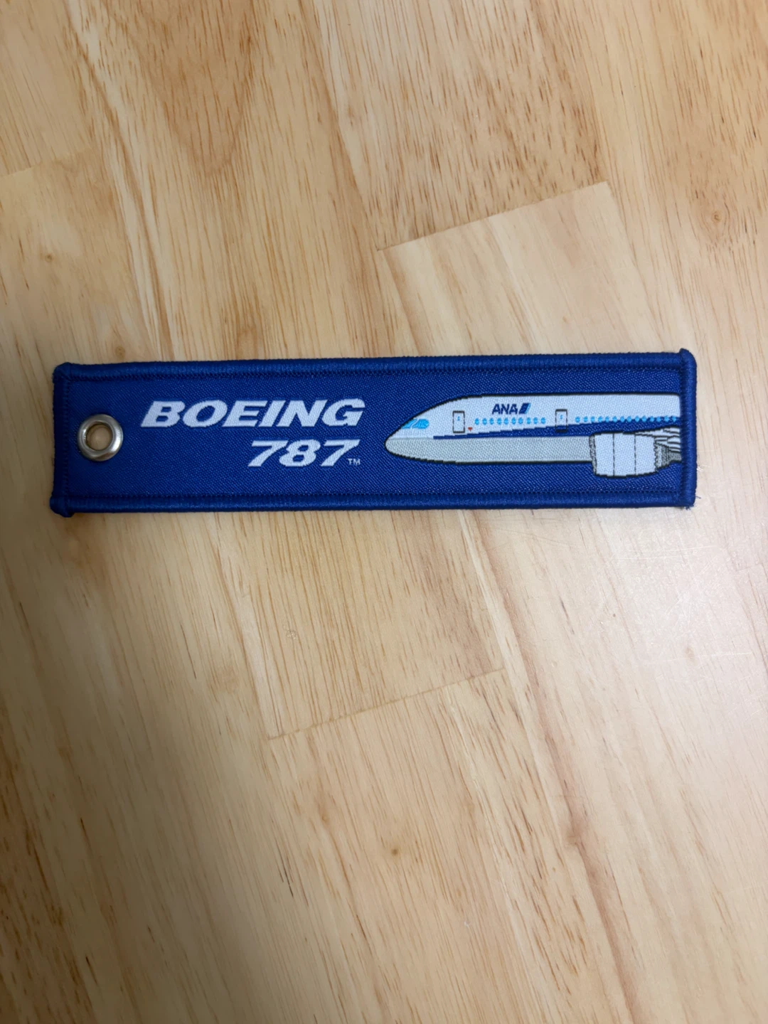 新品　ボーイング787 ANA キーホルダー