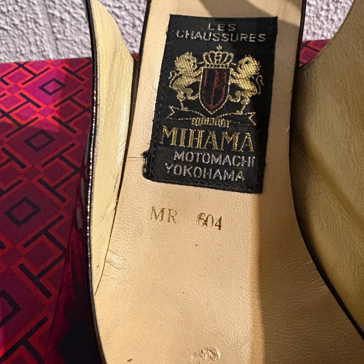 MIHAMA ミハマ バックストラップ パンプス ブラック 23.5の写真5枚目
