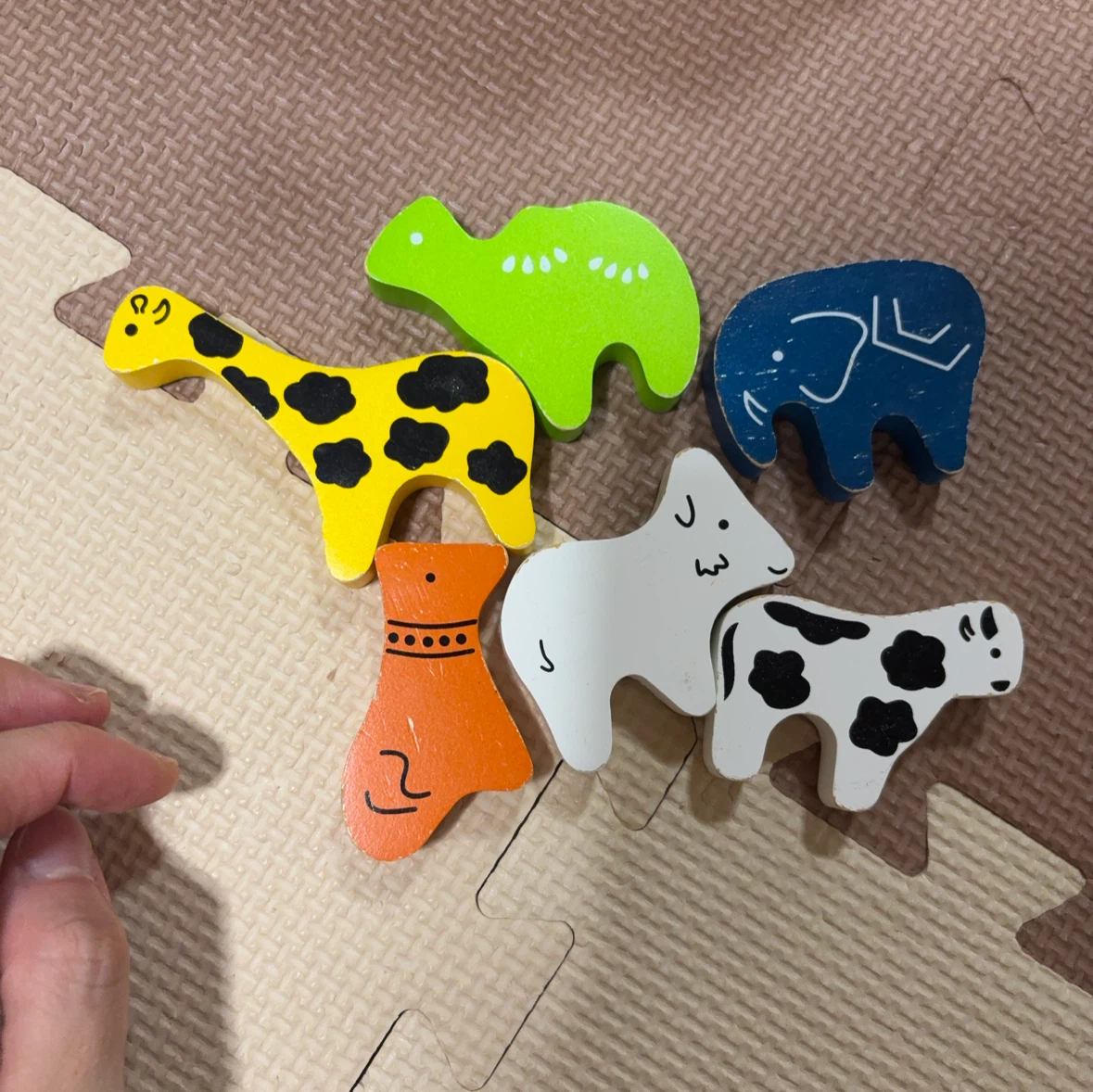木製 動物パズル プルトイ ルーピングの写真4枚目