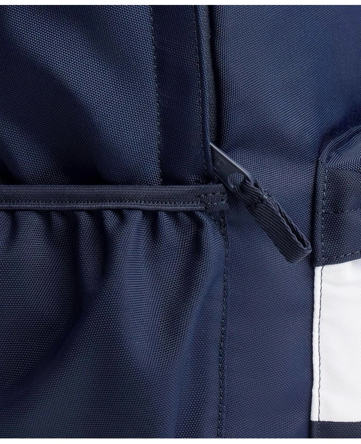 【新品未使用】 TOMMY HILFIGER キッズエッセンシャルフラッグバックパックの写真3枚目