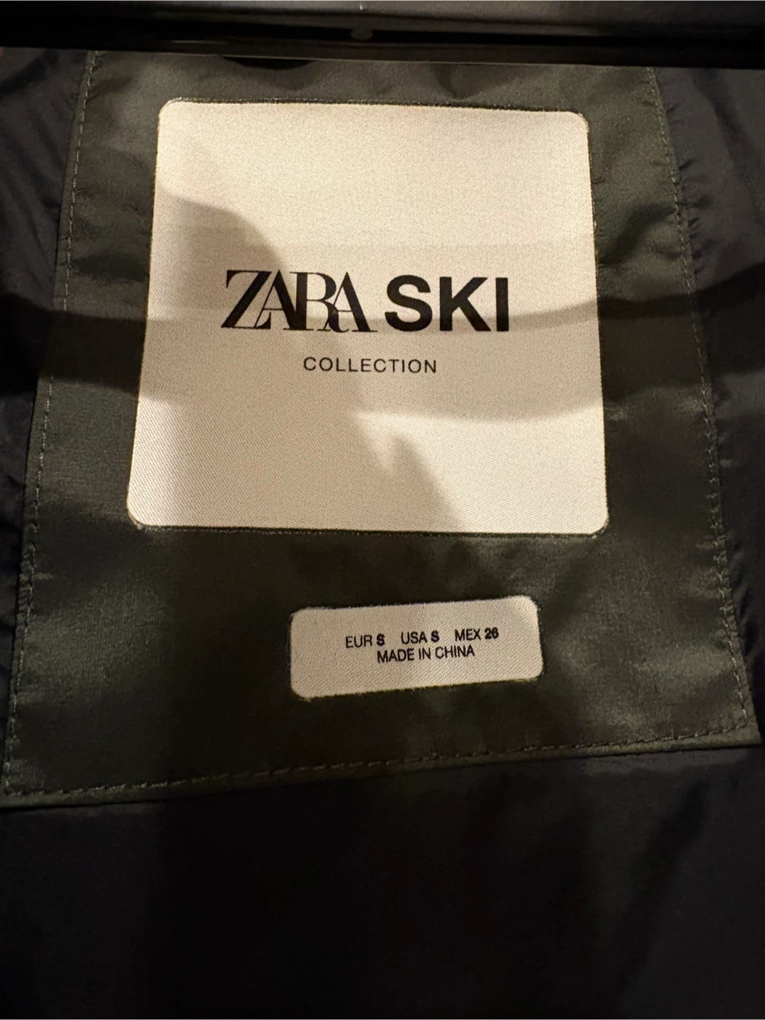 ZARA SKIコレクション 高級ダウンジャケット（Sサイズ／ガーメントケース付）の写真5枚目