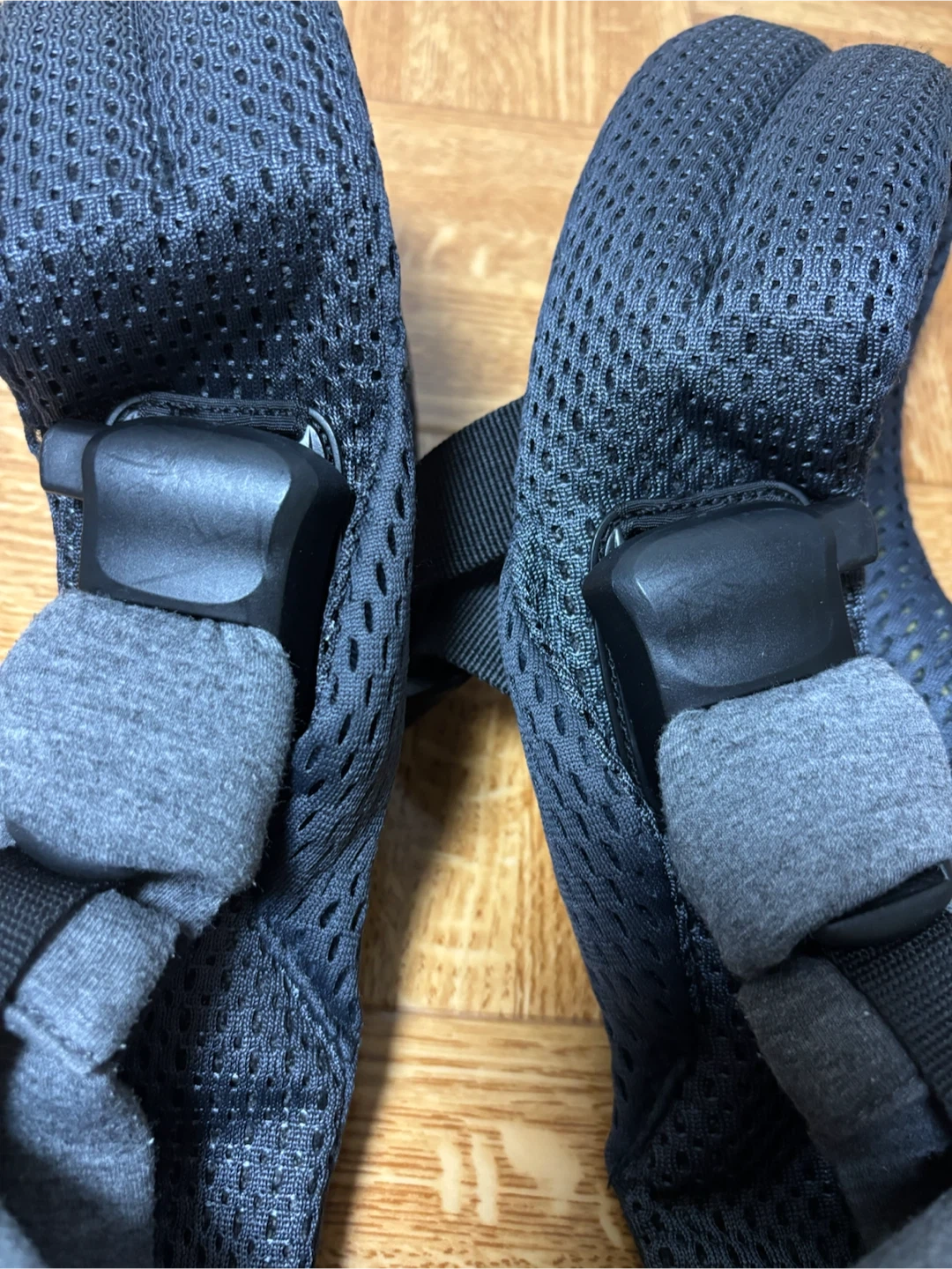 BabyBjorn ベビーキャリア ハーモニーの写真4枚目