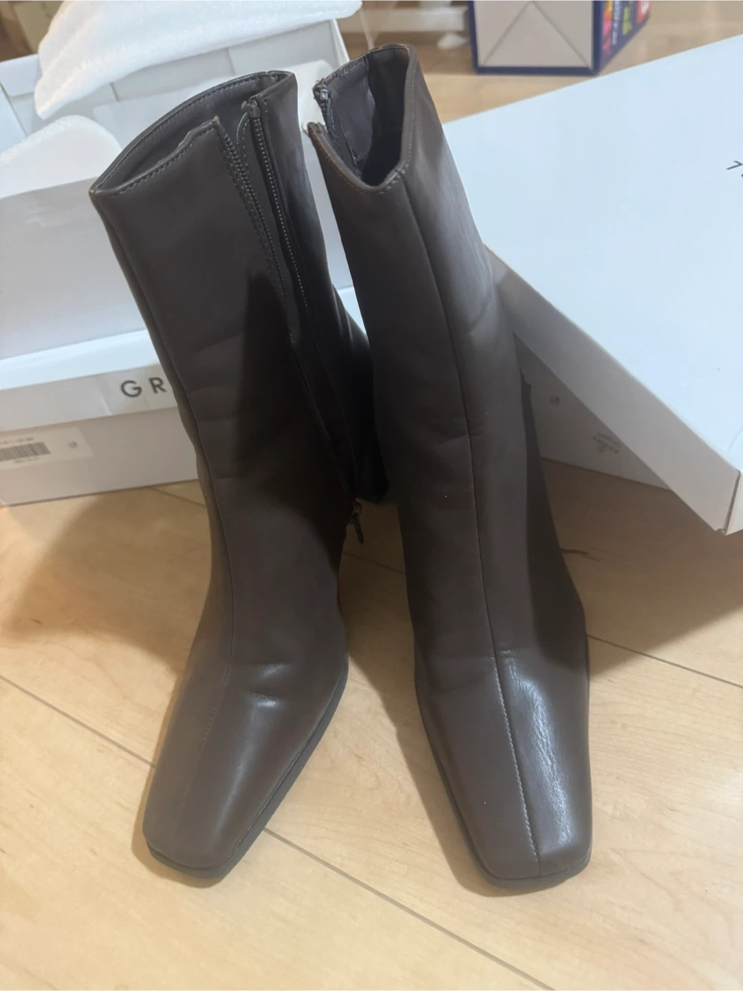 〖新品〗スクエアトゥショートブーツ┊ブラウン24.0