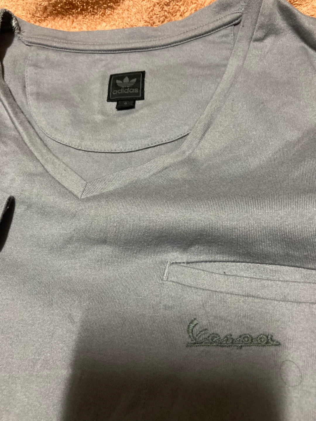 アディダス べスパ コラボ Tシャツ グレー