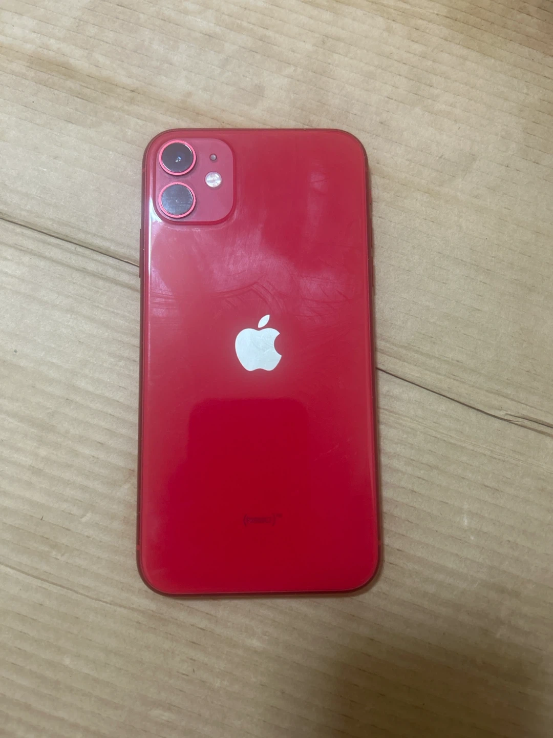 アップル iPhone 11 64GB レッドの写真2枚目