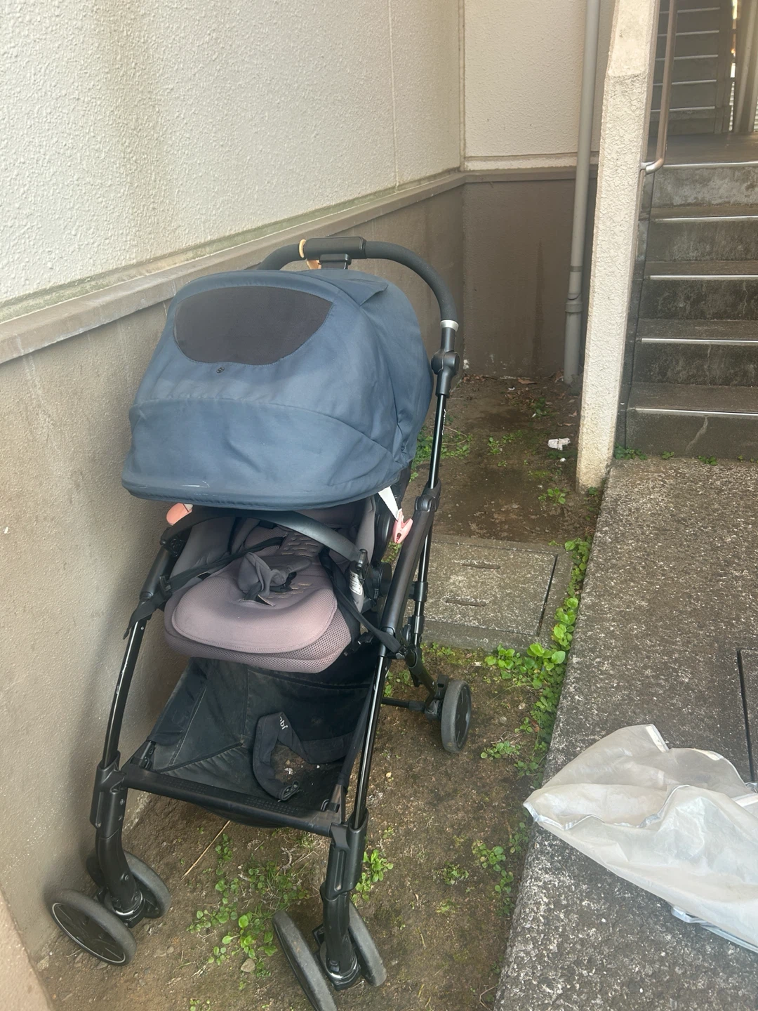 コンビ ベビーカー ネイビー