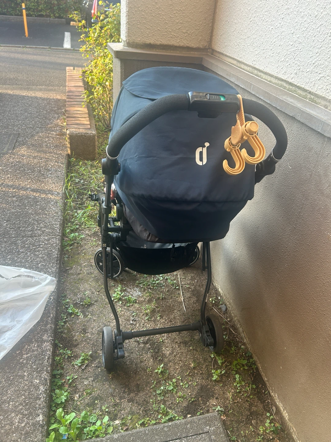 コンビ ベビーカー ネイビーの写真2枚目