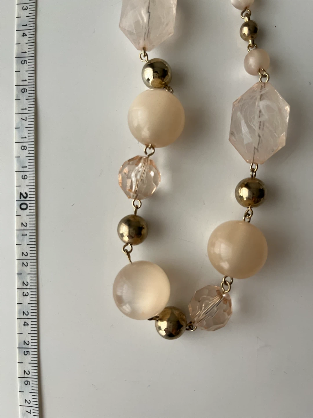 【アクセサリー】上から下まで２５cmくらいの長さの写真3枚目