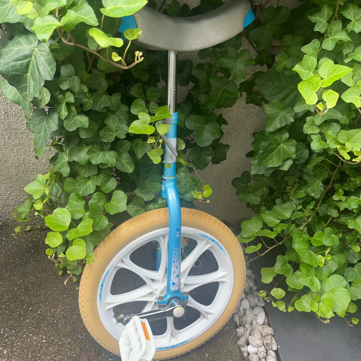 一輪車 16インチ ライトブルー