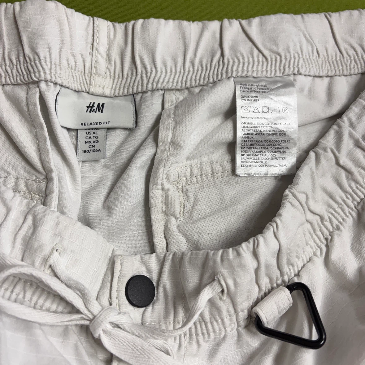 H&Mカーゴショートパンツ 白 XLサイズの写真2枚目
