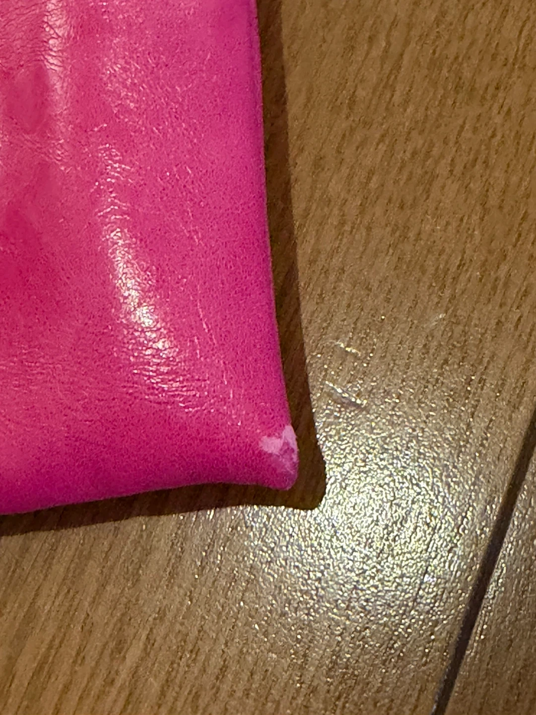 ピンク レザートートバッグ チャーム付きの写真6枚目
