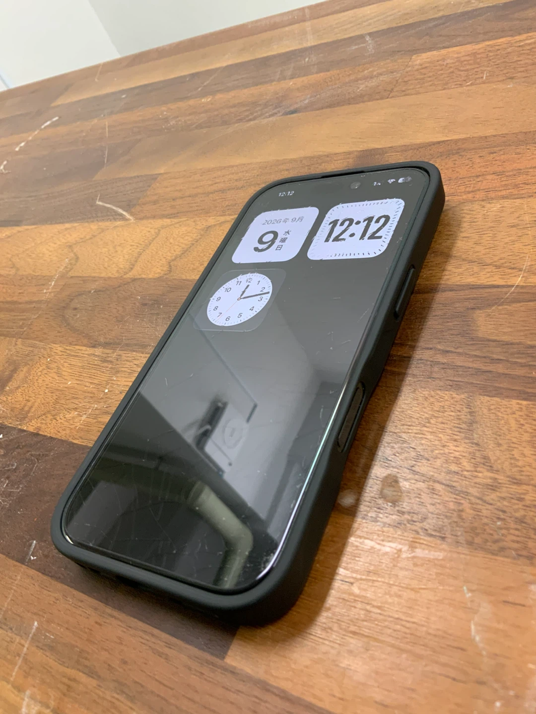 アップル iPhone 17 ブラック 256GB 本体＋ケースの写真5枚目