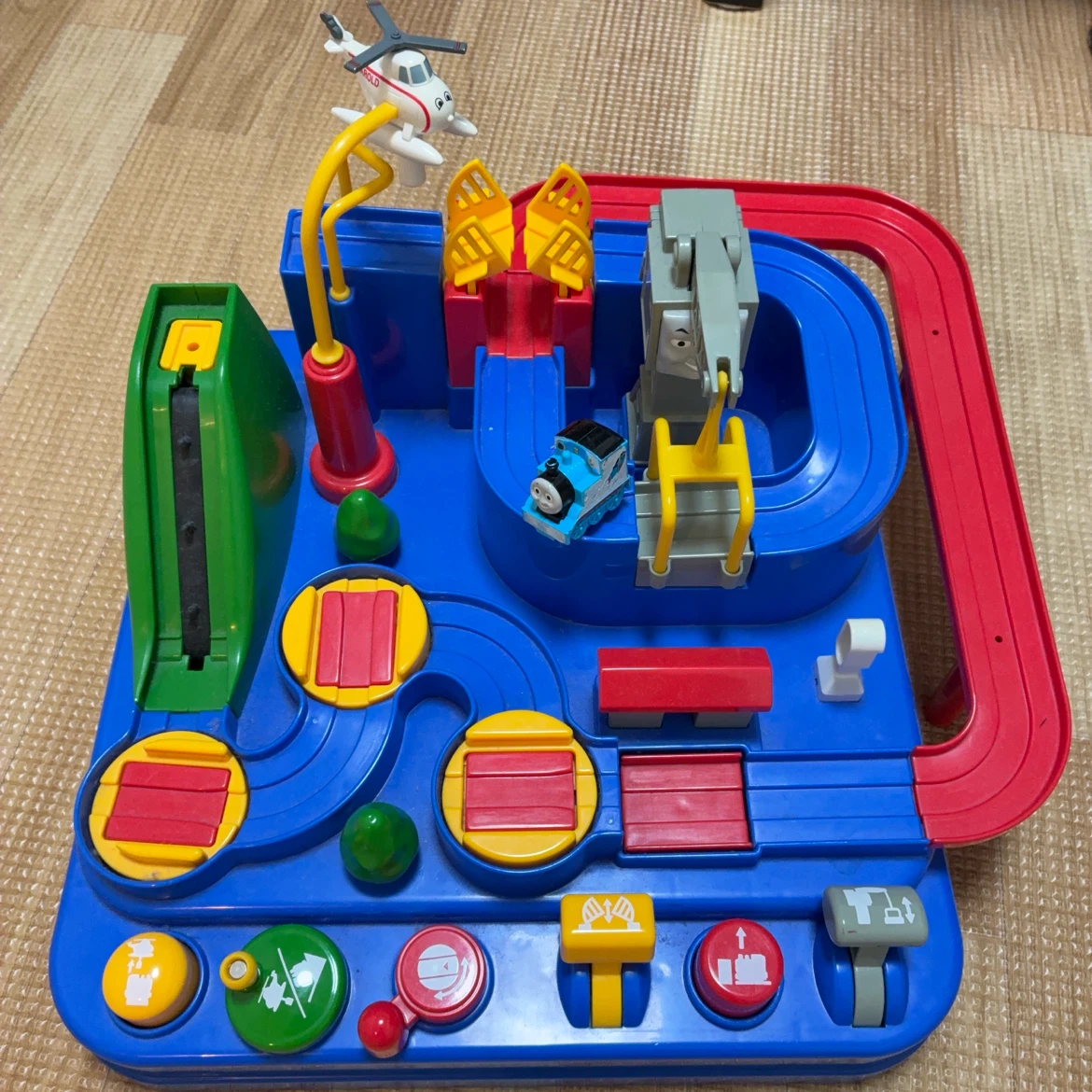 きかんしゃトーマス おもちゃ