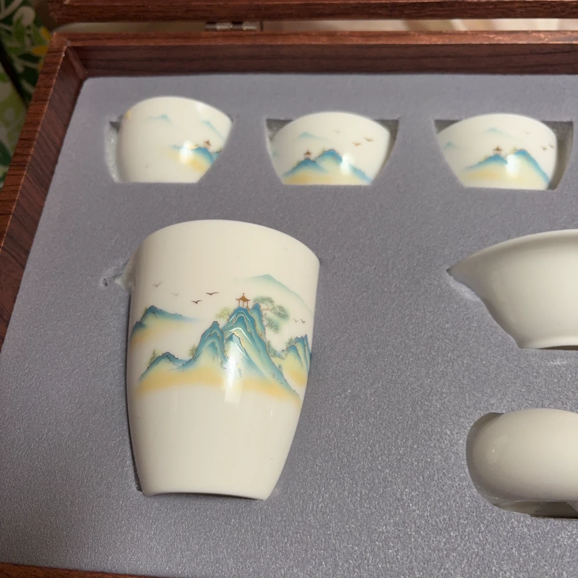 中国茶器セット 木箱入り 山水画の写真4枚目