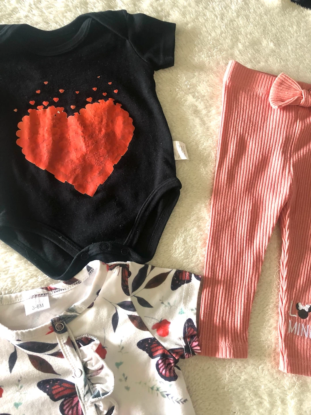 👶✨DISNEY 子供服5点セット(サイズ:生後3~6ヶ月、女の子用🌟✨の写真7枚目