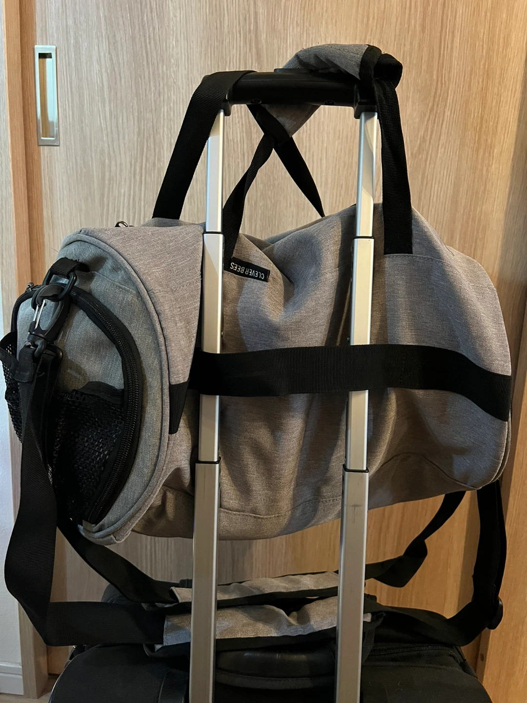 【2,000円】スポーツバッグ25L＋MIZUNO室内テニスシューズ 約25.5cmの写真5枚目