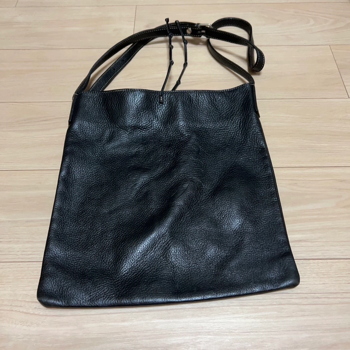 本革 ショルダーバッグ ブラック