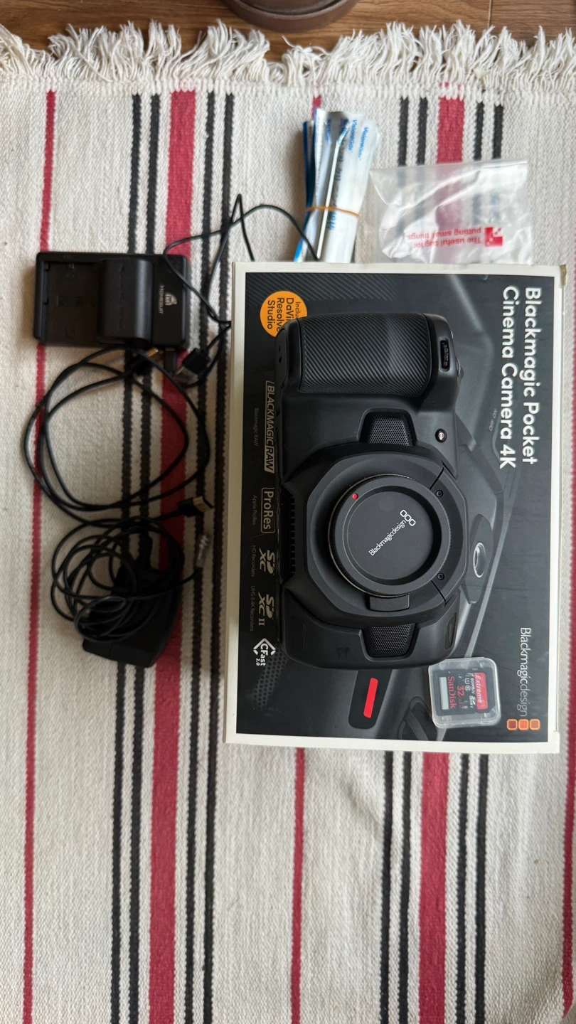 BMPCC 4K San Disk 32gbカード付き