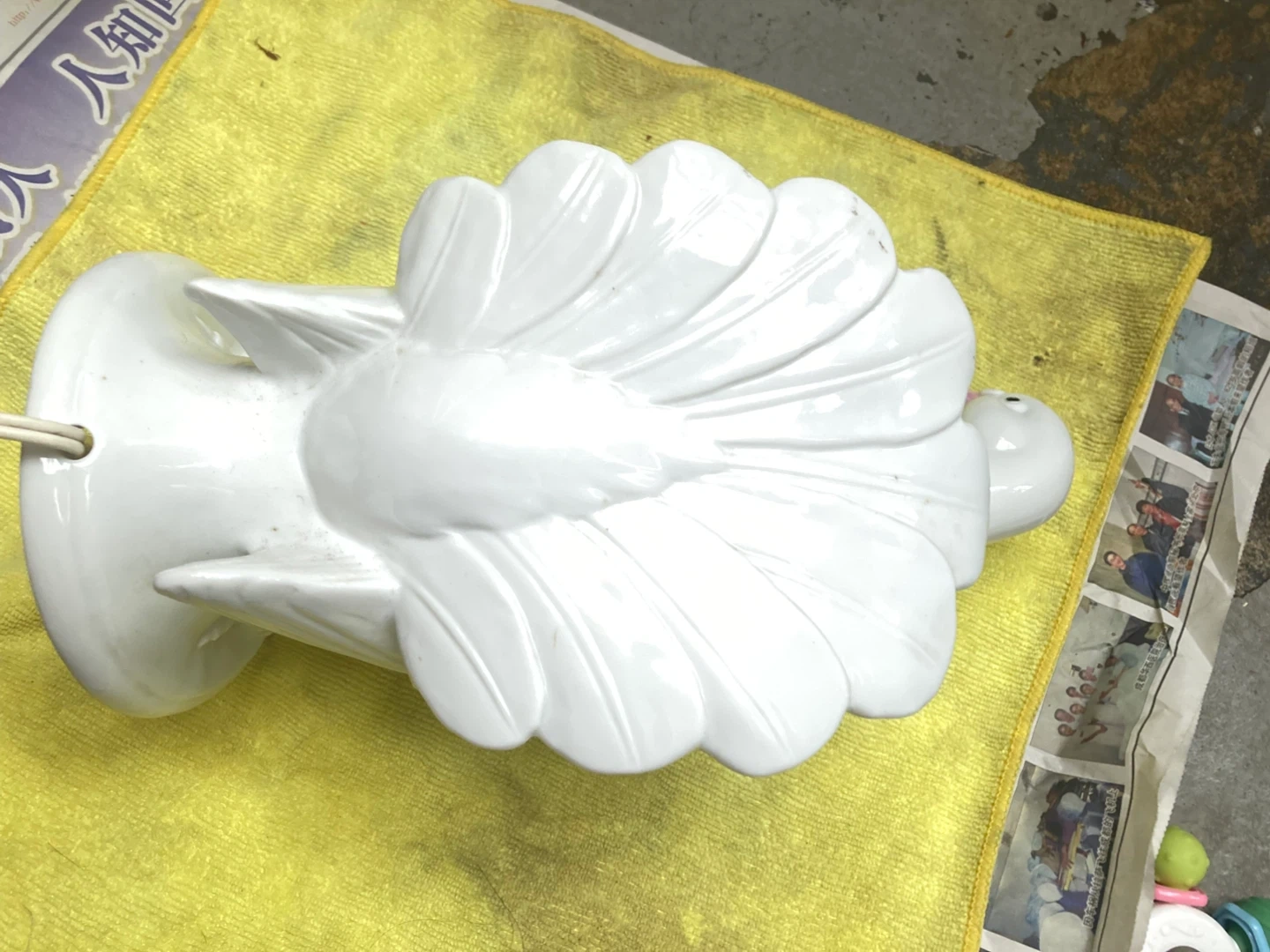加藤工芸 鳩型照明 ライト 白 陶器製の写真3枚目