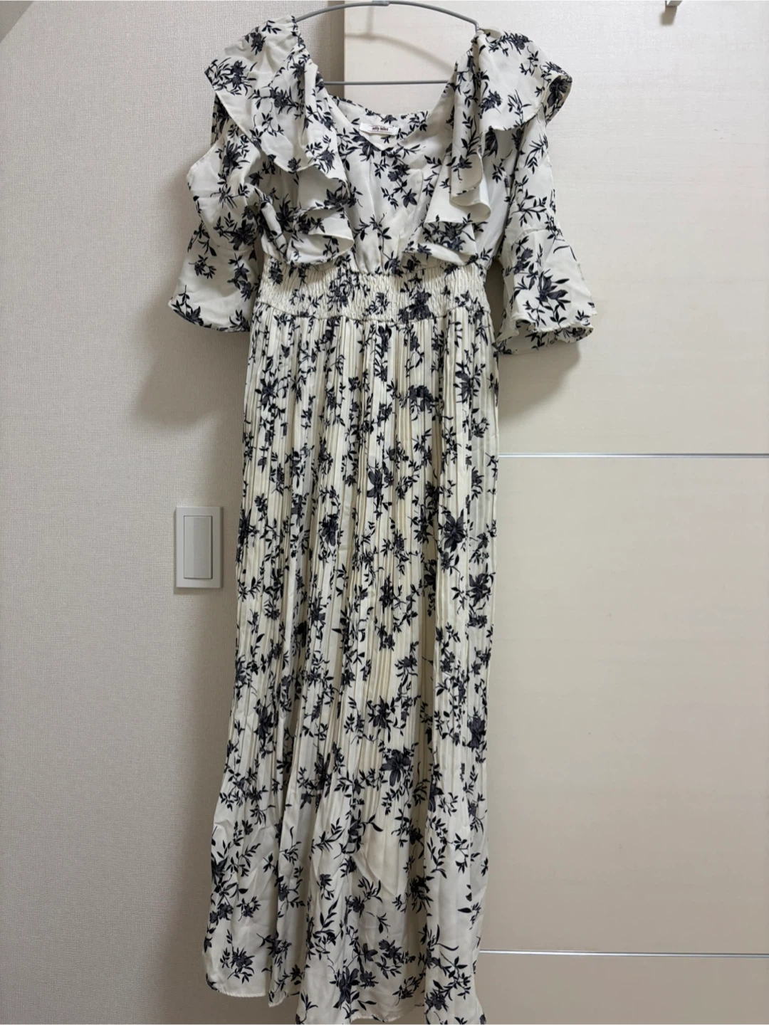 ミリービレット 花柄ワンピース Mサイズ