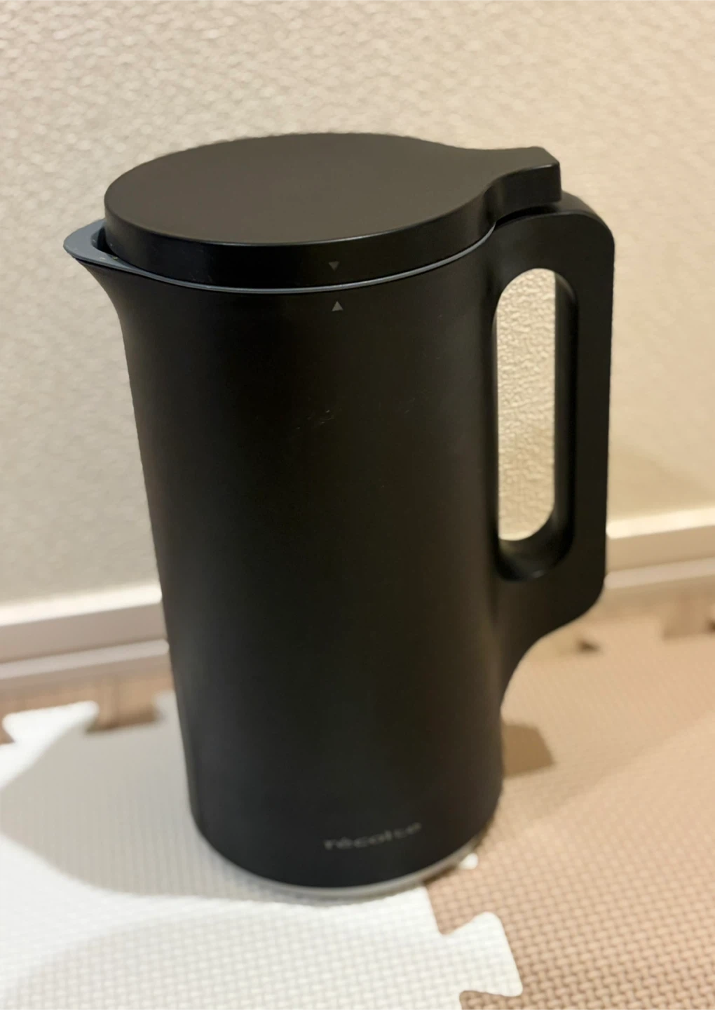 レコルト 電気ケトル ブラック