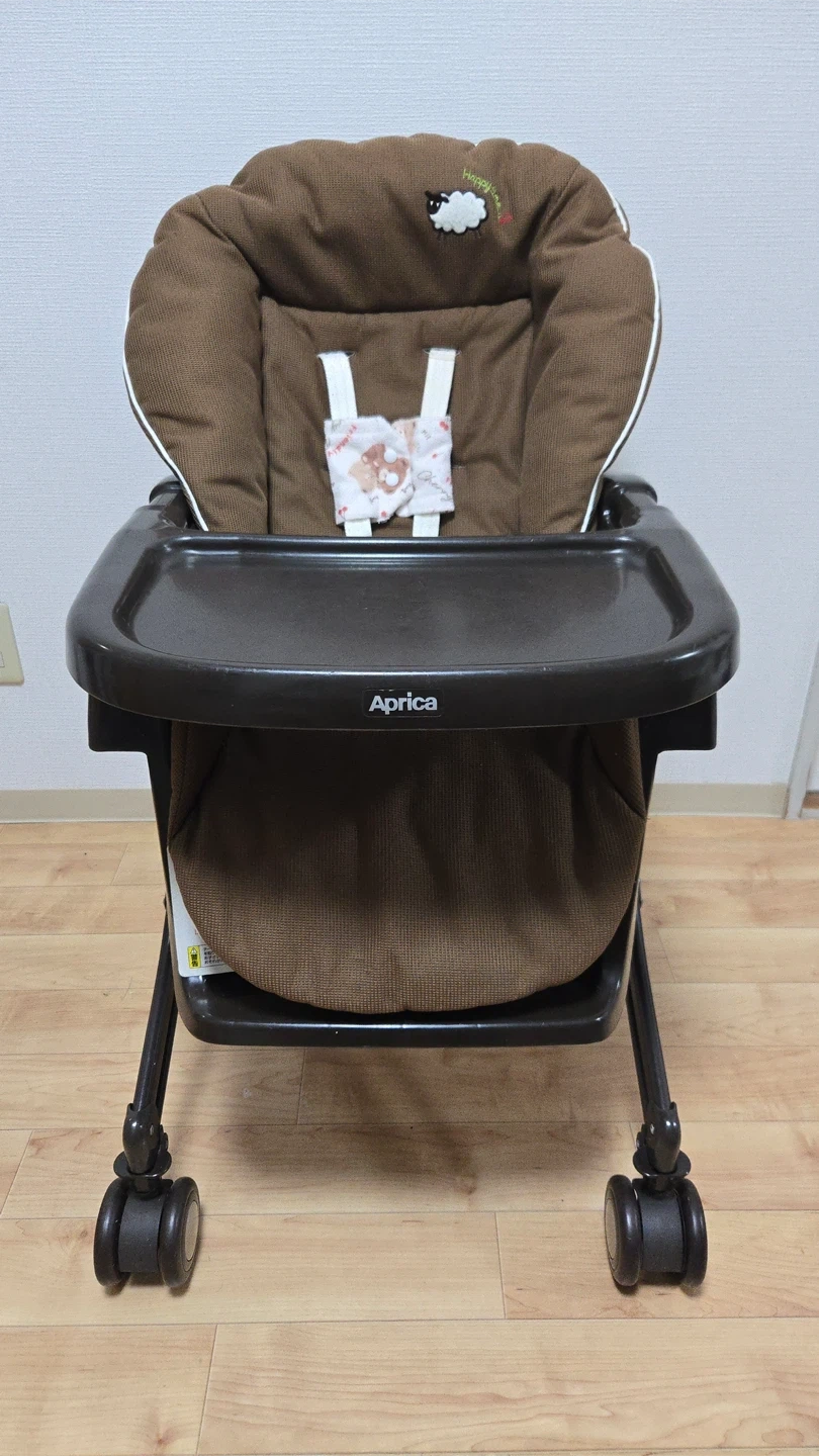 アップリカ ハイローチェア 西松屋モデル