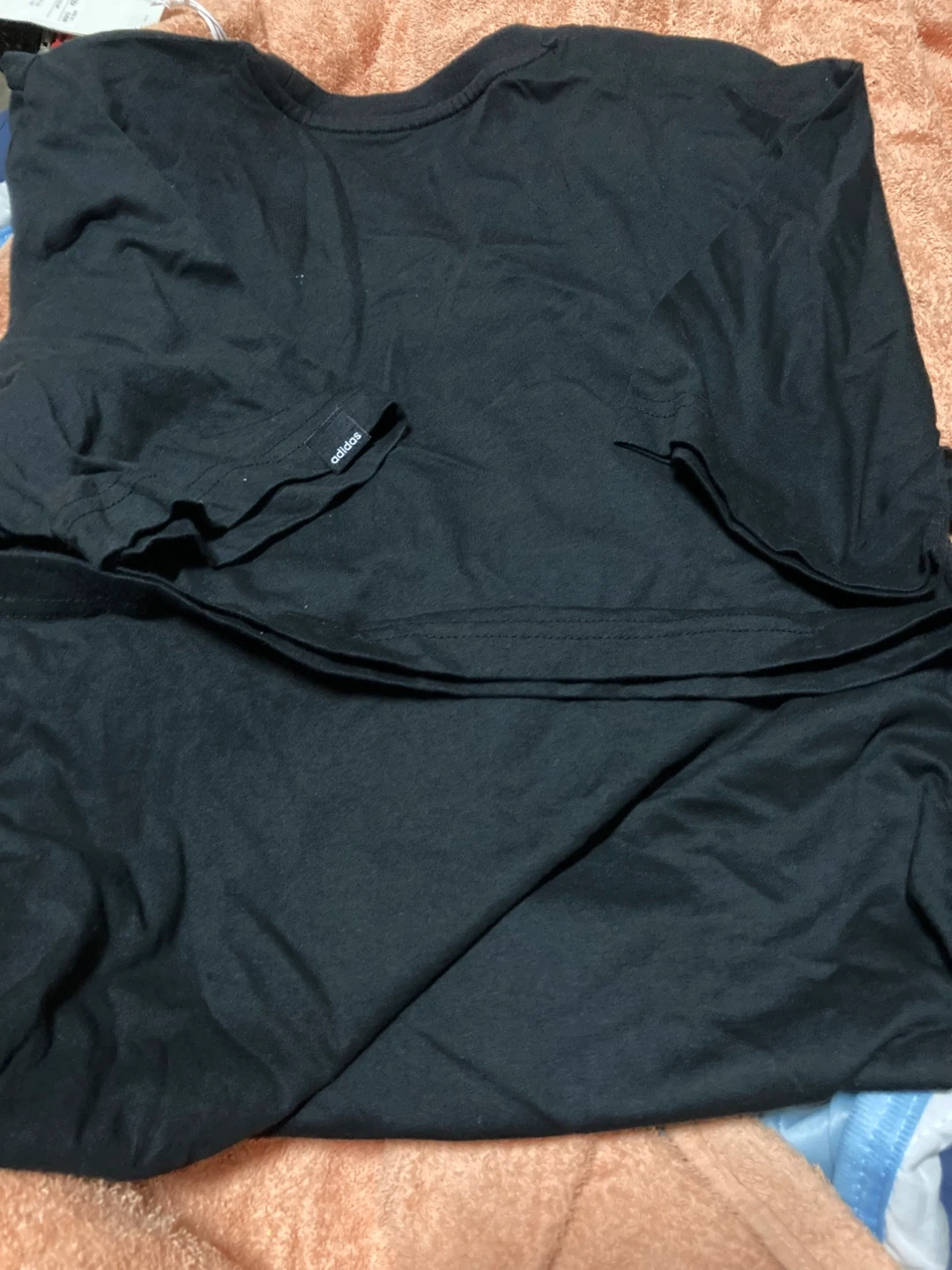 アディダス Tシャツ 黒 Oサイズ FM6254の写真2枚目