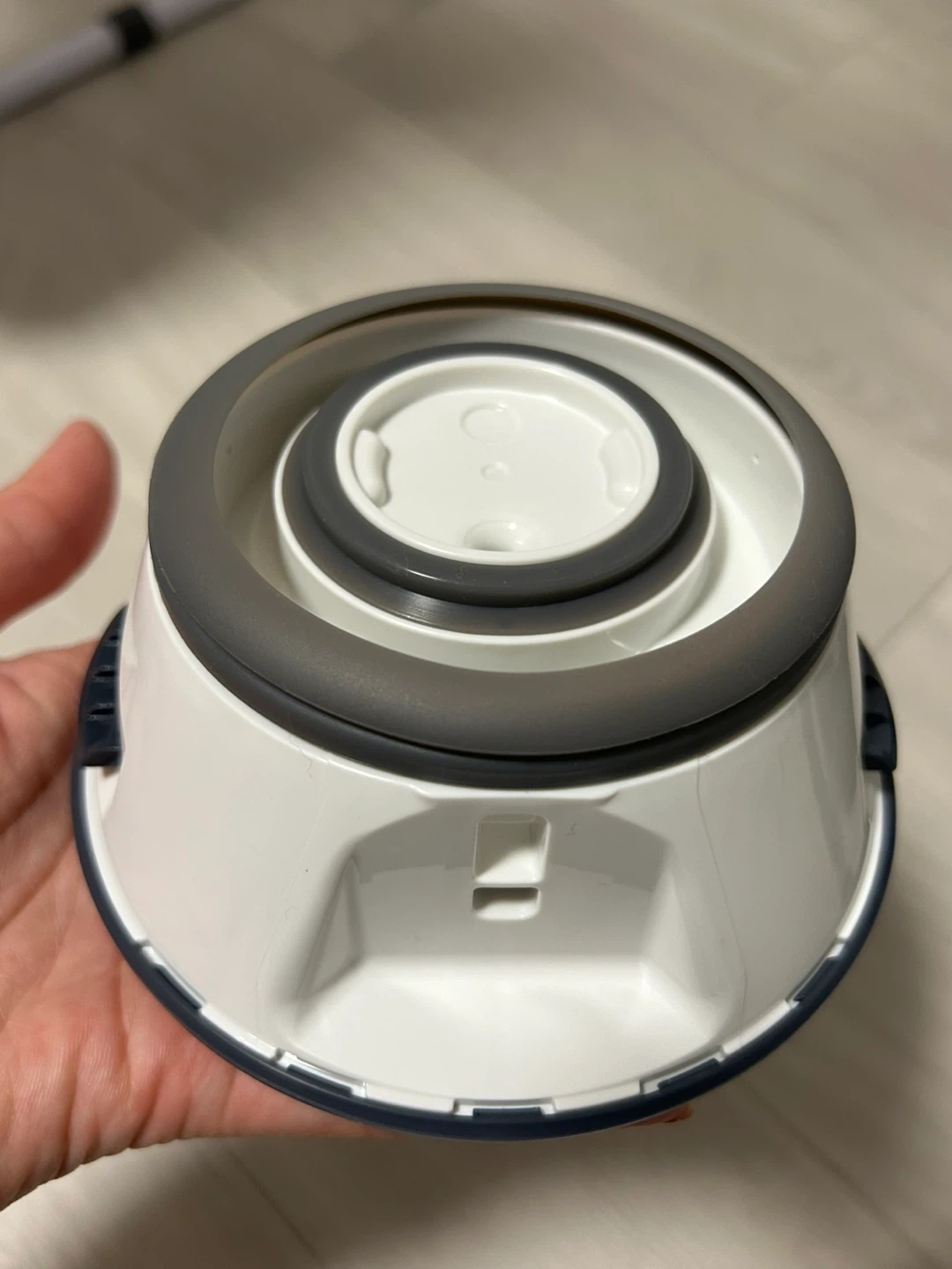 タイガー 電気ケトル 1.0L ネイビーの写真3枚目