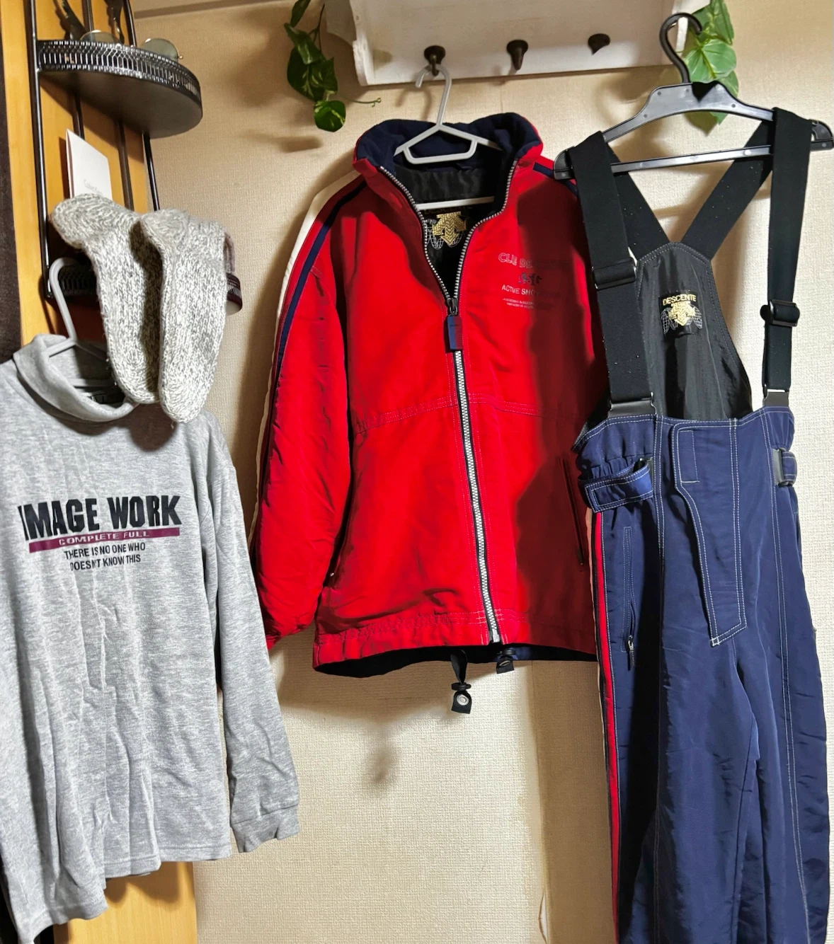 DESCENTE スキーウェア 上下セット 160サイズ位