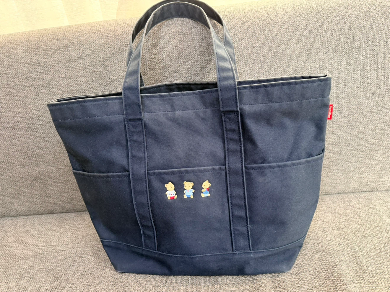 ファミリア トートバッグ ネイビー クマ刺繍