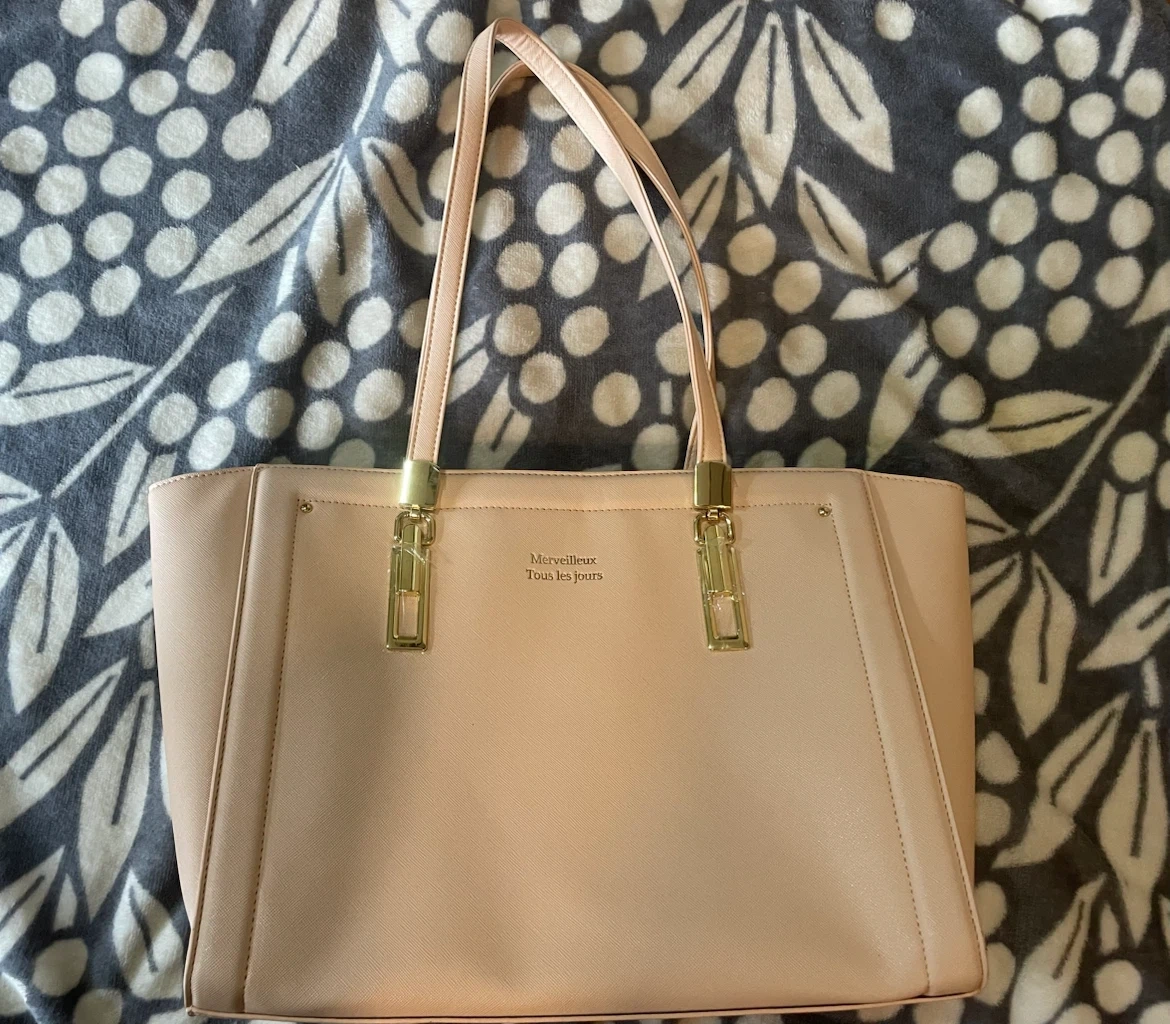 新品 ベージュ お仕事など用バッグ