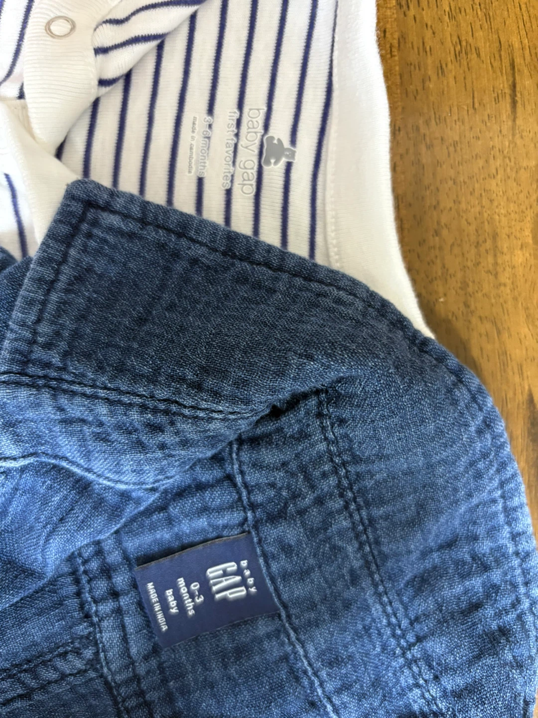 ベビーギャップ ロンパース 2枚セット 60-70cmの写真3枚目