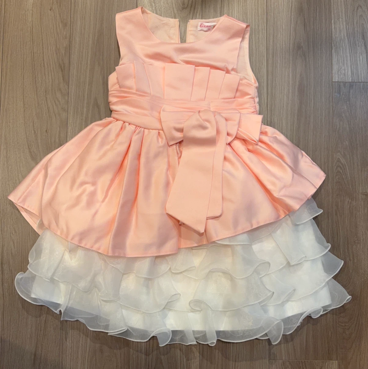 Cinnuqe 女の子用ドレス 130cm ピンクの写真2枚目