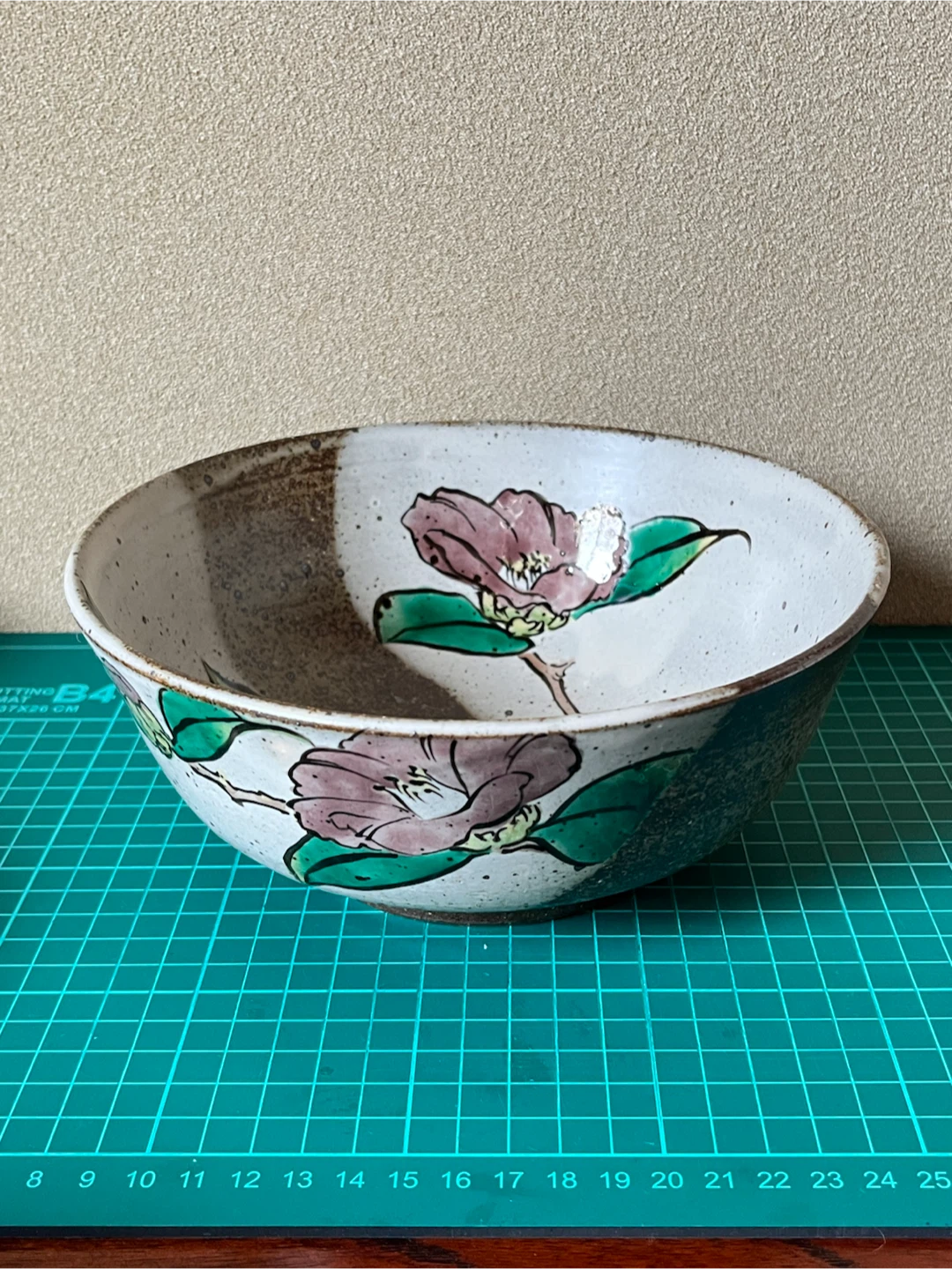手描き椿柄 どんぶり 陶器 大皿