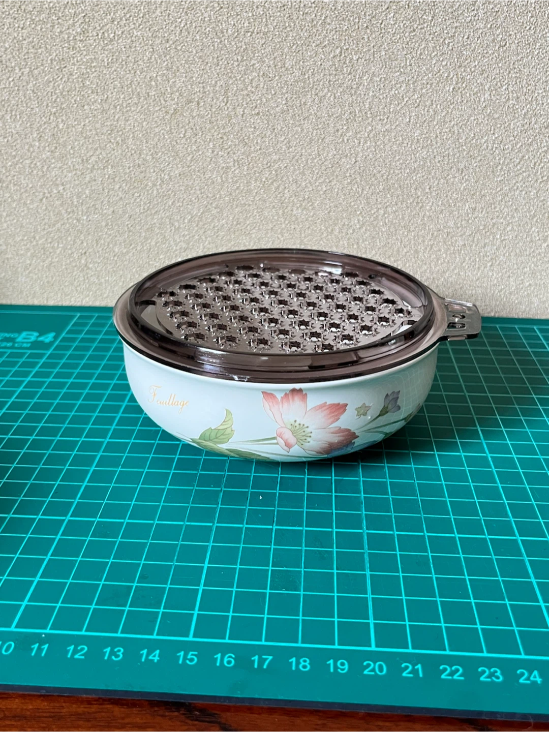 花柄 陶器製 おろし器付きボウル