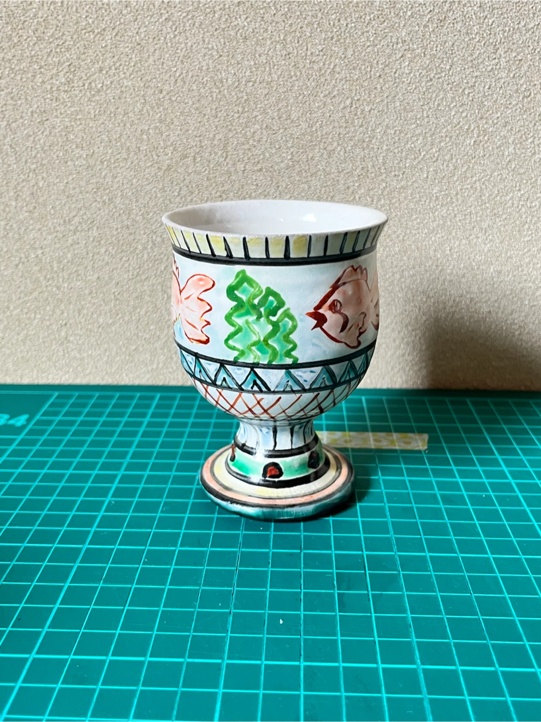 金魚柄 陶器製 ゴブレットの写真4枚目