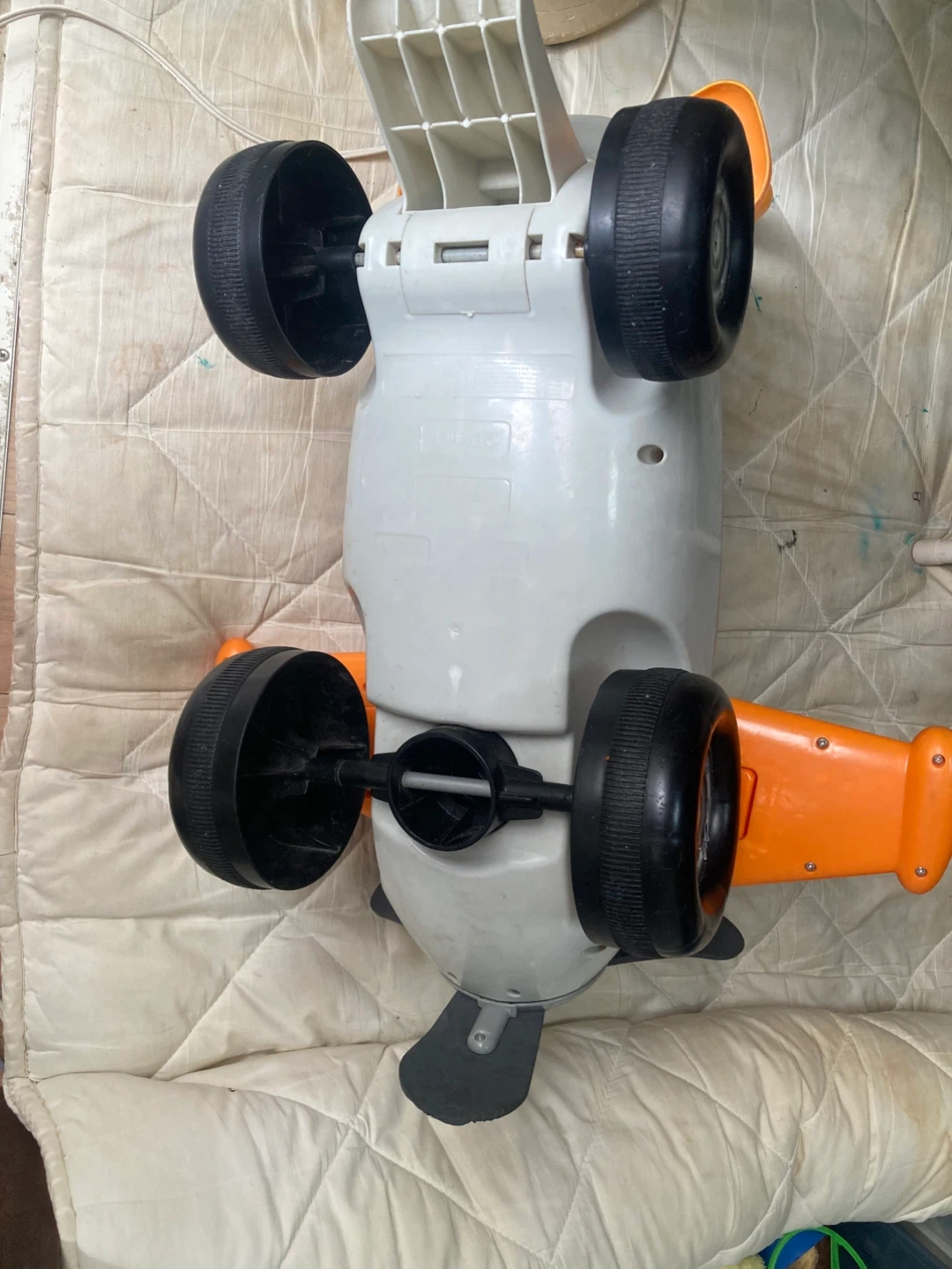 ディズニー プレーンズ 乗用玩具 オレンジの写真3枚目