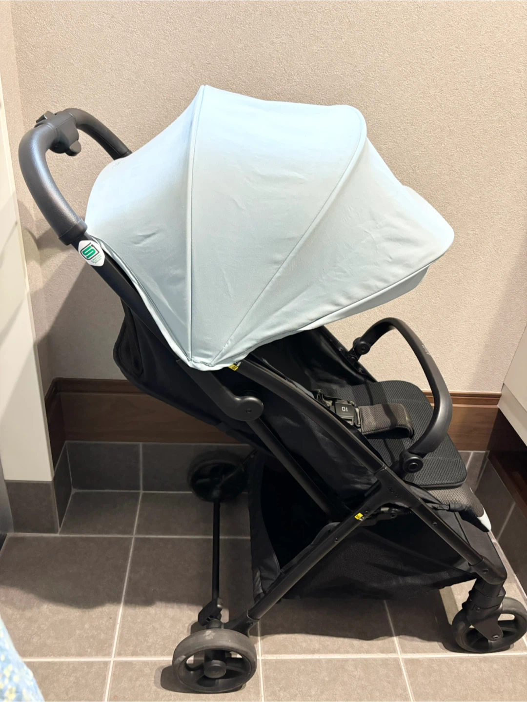 【純正レインカバー&シートライナー付】Aprica Viit シルバーグリーン