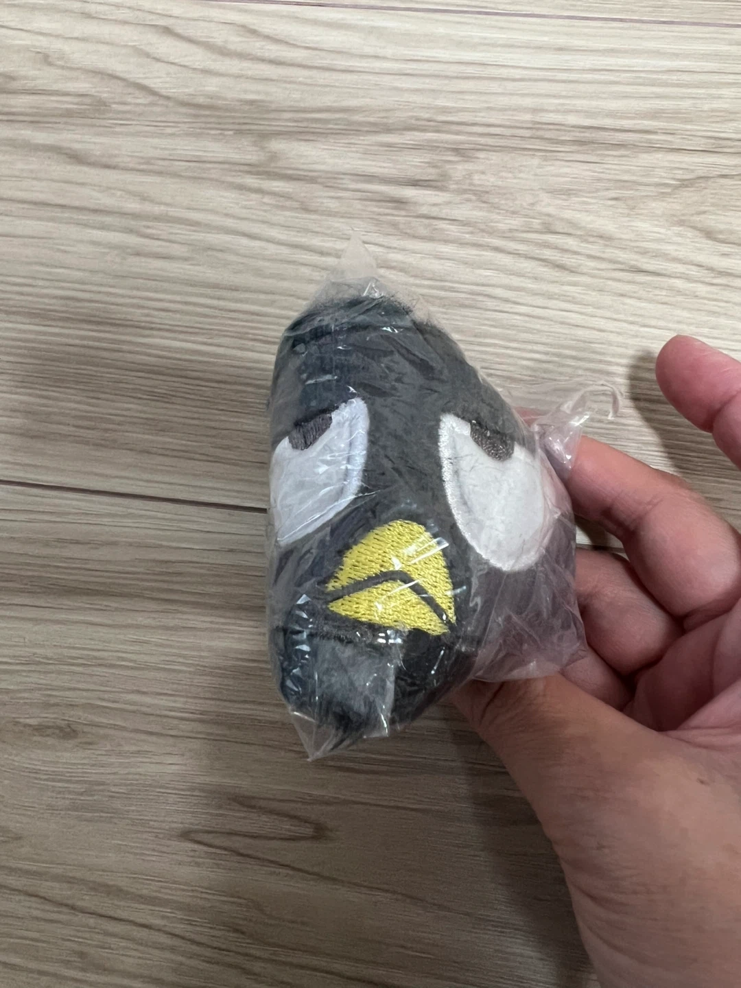 サンリオ ぬいぐるみポシェット バッドばつ丸の写真2枚目