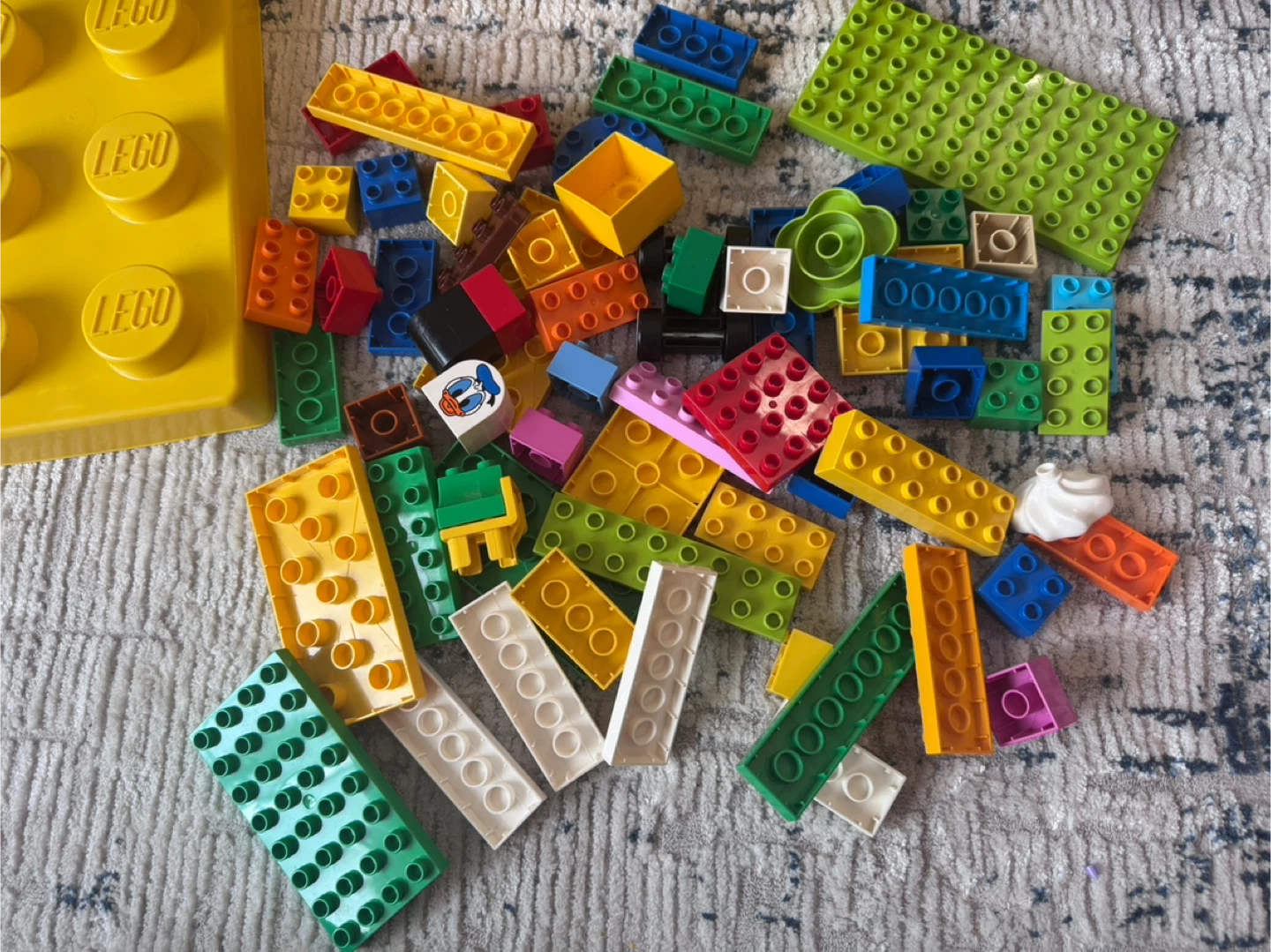 LEGO レゴ デュプロ ブロック まとめ売り 収納ケース付きの写真2枚目