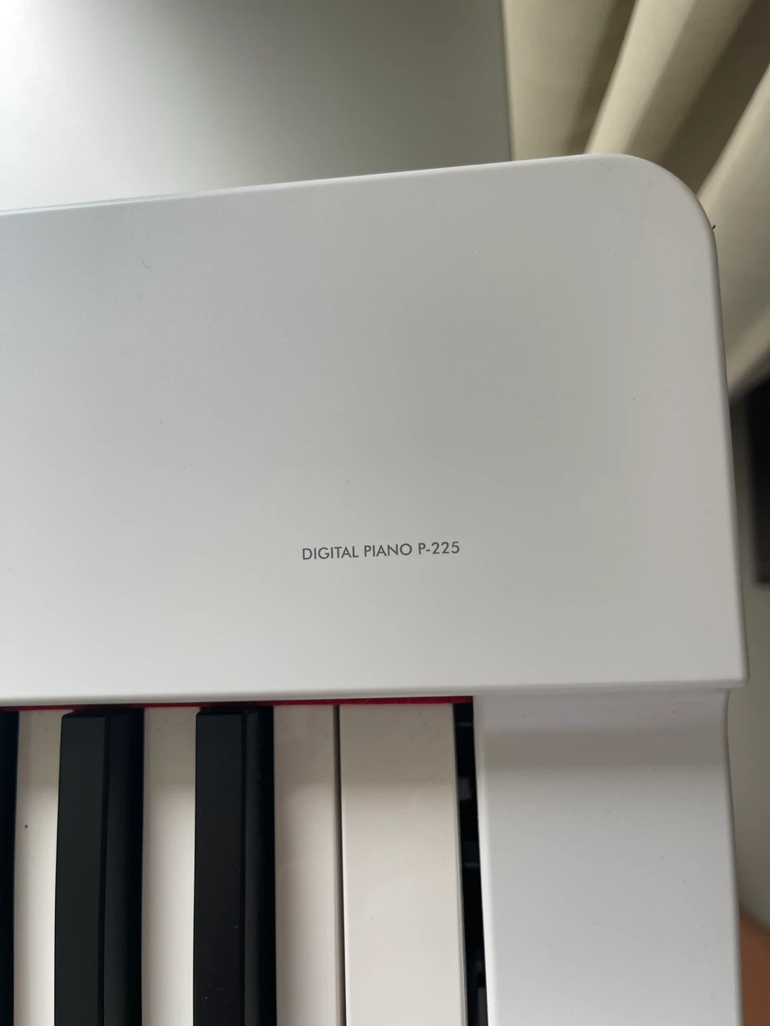 YAMAHA 電子ピアノ　P-225 2023年製の写真2枚目