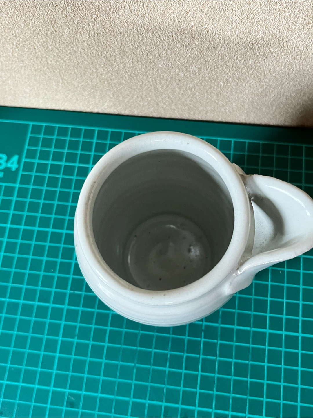 注ぎ口付き 片口 陶器 抹茶碗風の写真3枚目